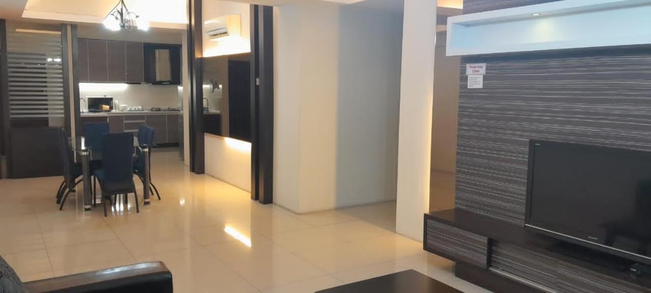K. Riverfront Apartment Ipoh Esterno foto