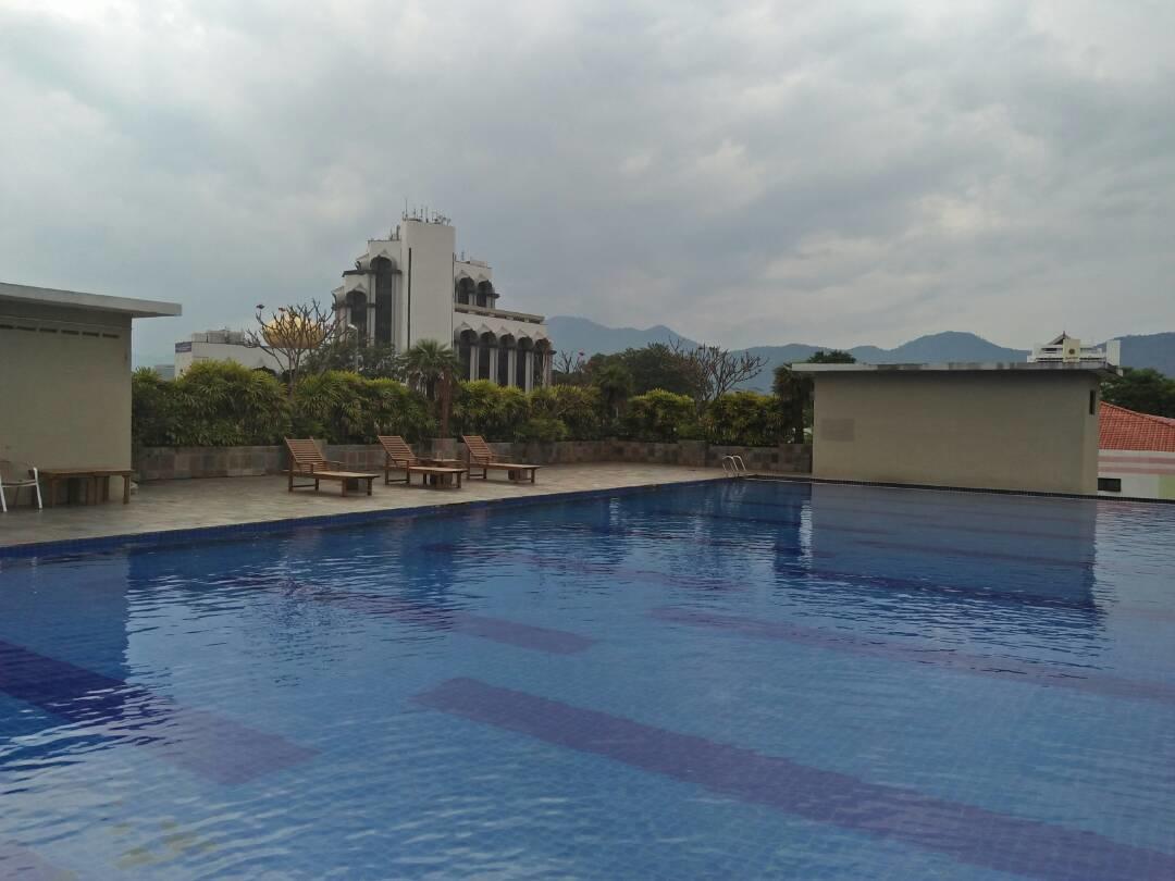K. Riverfront Apartment Ipoh Esterno foto